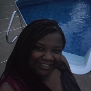 Meet your Posher, Daphnee